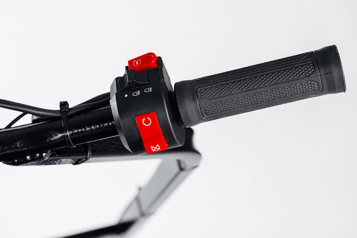 МОТОБУКСИРОВЩИК IKUDZO LONG 2.0 1700/500 EKR19 в Серпухове