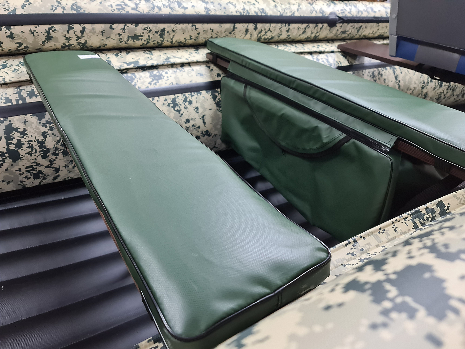 КОМПЛЕКТ МЯГКИХ НАКЛАДОК С СУМКОЙ ДЛЯ ЛОДОК 110Х20 ЗЕЛЕНЫЙ в Серпухове