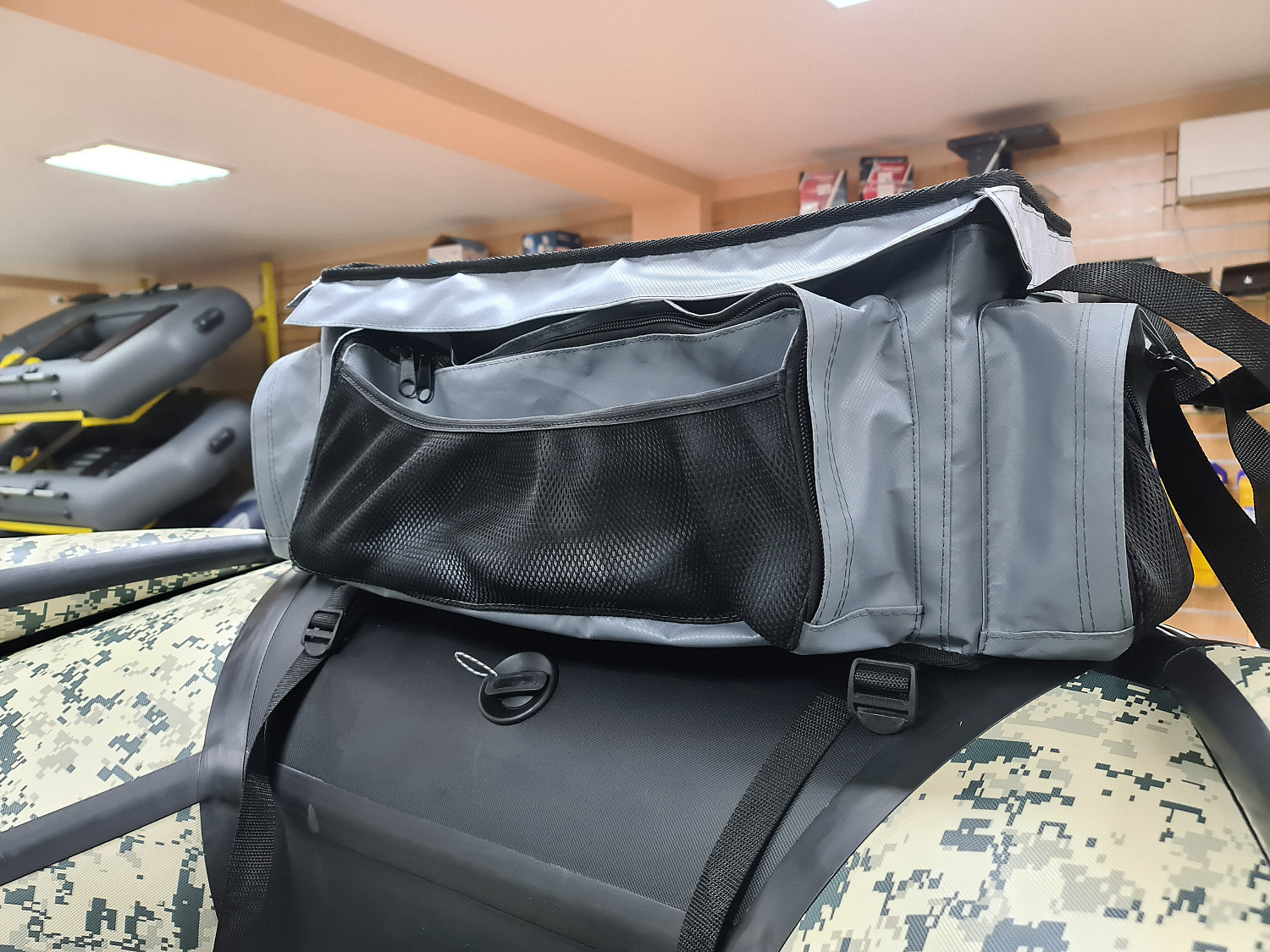 СУМКА ЛЮКС НА БАЛЛОН ДЛЯ ЛОДОК ПВХ 50Х25Х25 СМ в Серпухове